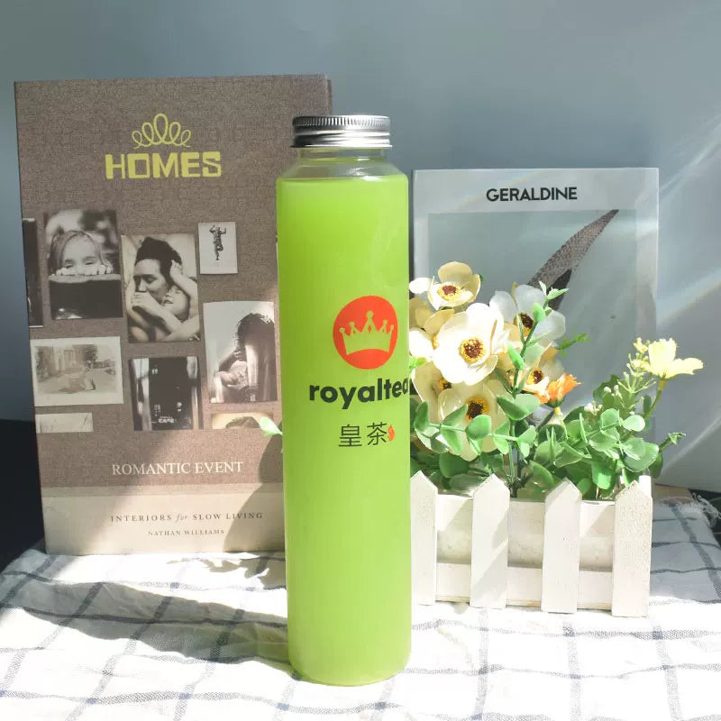Minimalist Straight Plastic Beverage Bottles for Cold Brew Tea & Juice