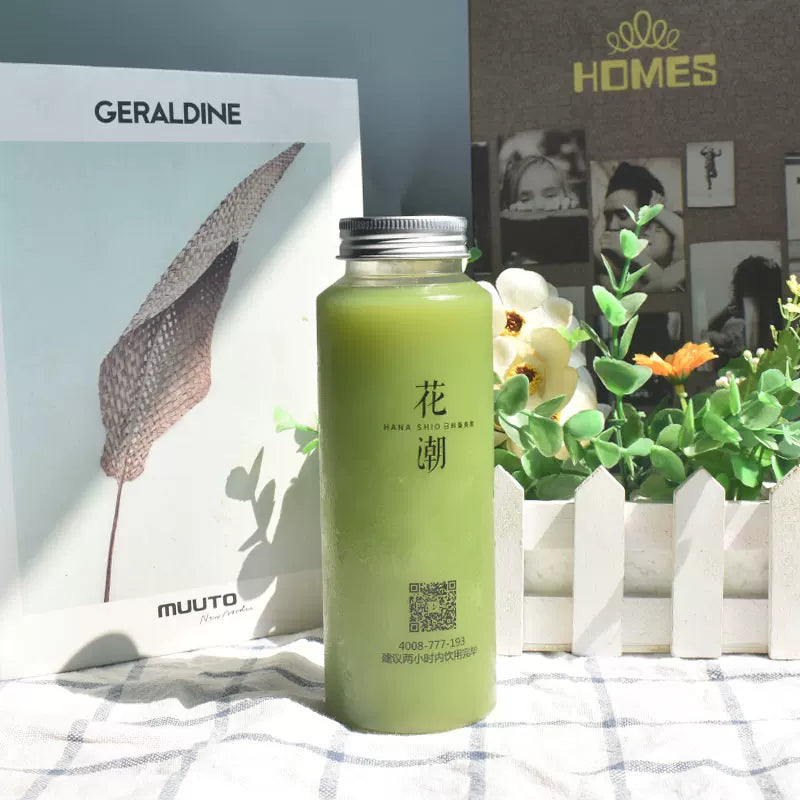 Minimalist Straight Plastic Beverage Bottles for Cold Brew Tea & Juice